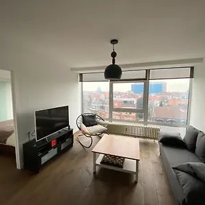 By Night Panoramic Studio For 2 , Bruselas Bélgica